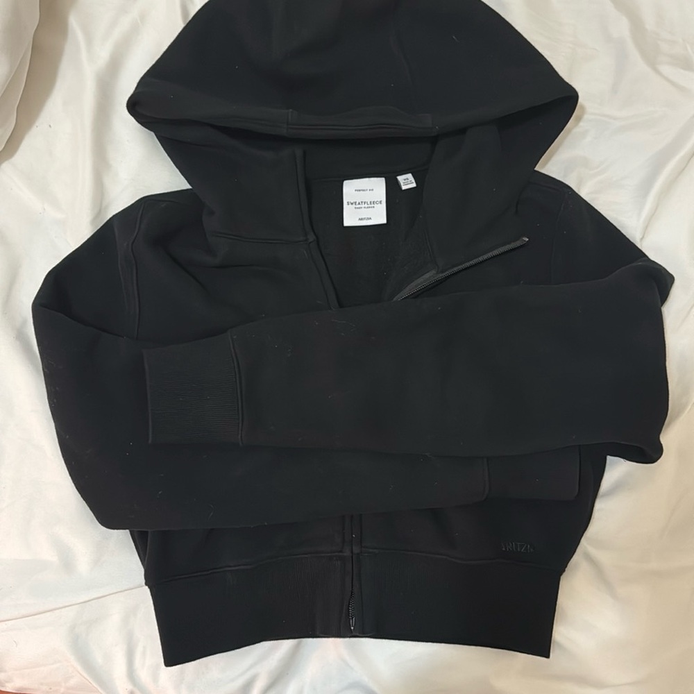 Aritzia Sweatfleece Cropped Zip Jacket